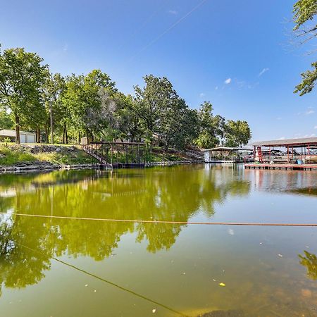 Grove Lakefront Cabin With Water And Dock Access! Buitenkant foto